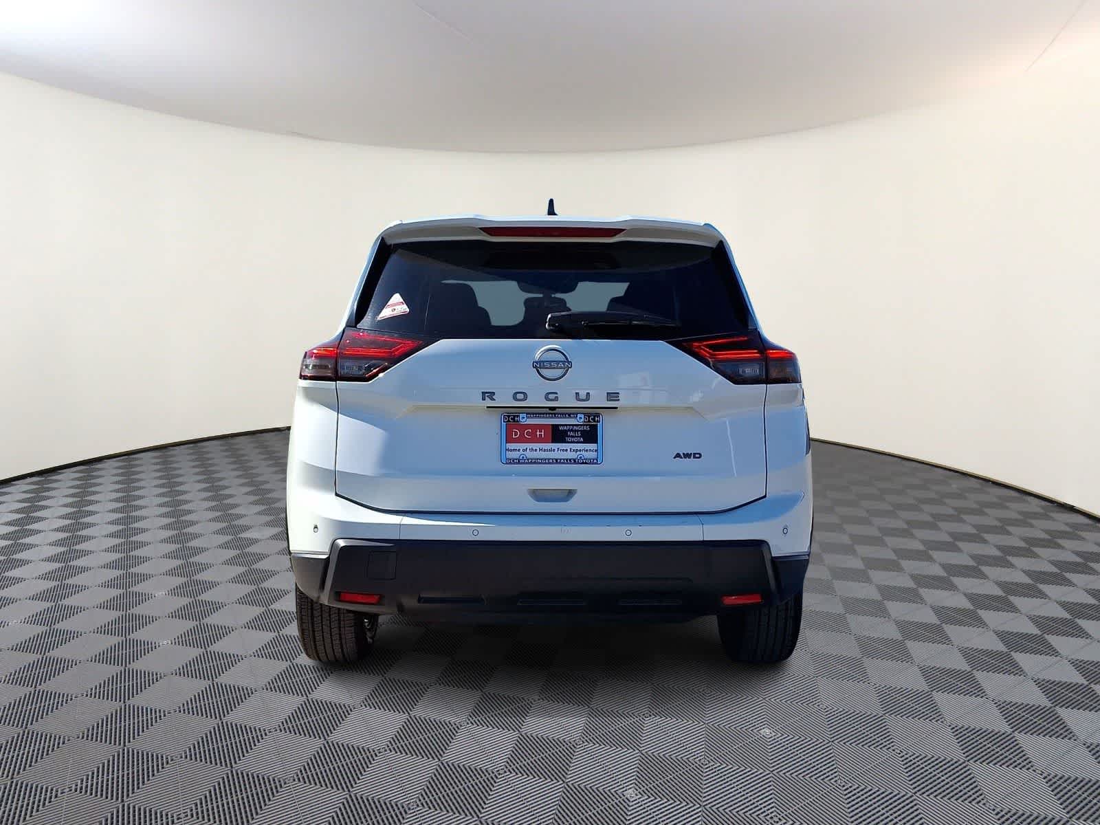 Thumbnail: 2024 Nissan Rogue - 6