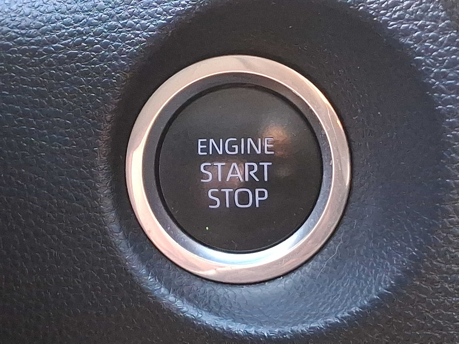 Thumbnail: 2022 Toyota Corolla Cross - 27