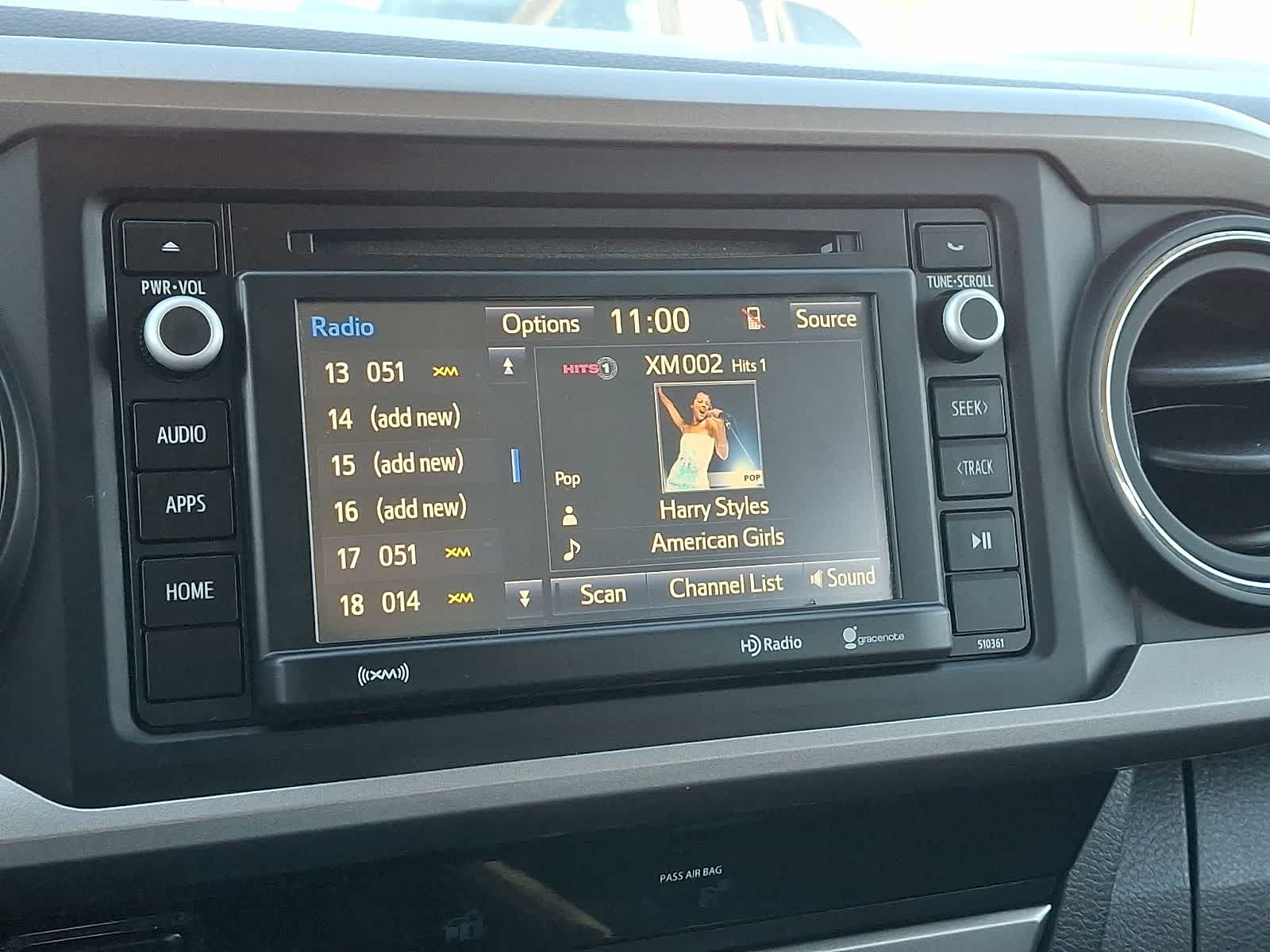 Thumbnail: 2018 Toyota Tacoma - 19