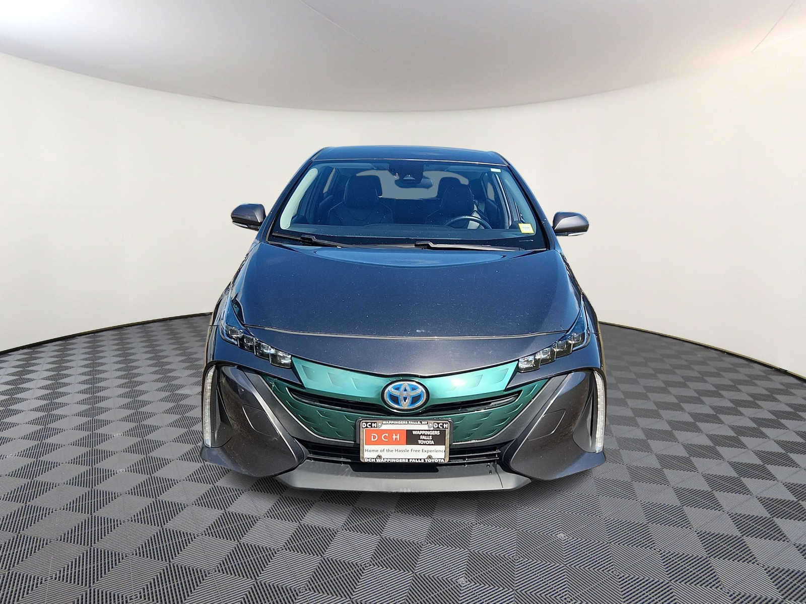 Thumbnail: 2018 Toyota Prius Prime - 3