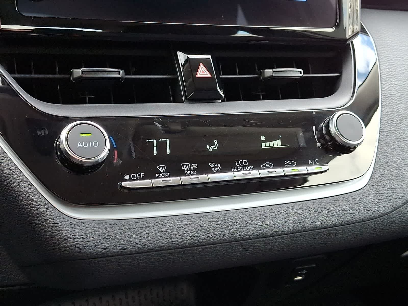 Thumbnail: 2023 Toyota Corolla - 18