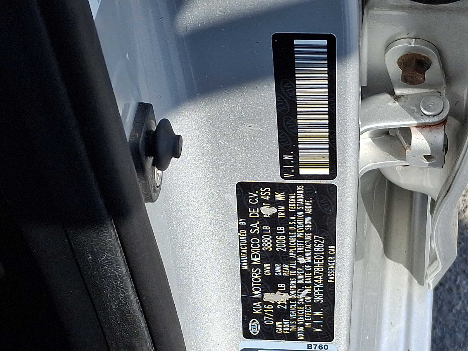 Thumbnail: 2017 Kia Forte - 23