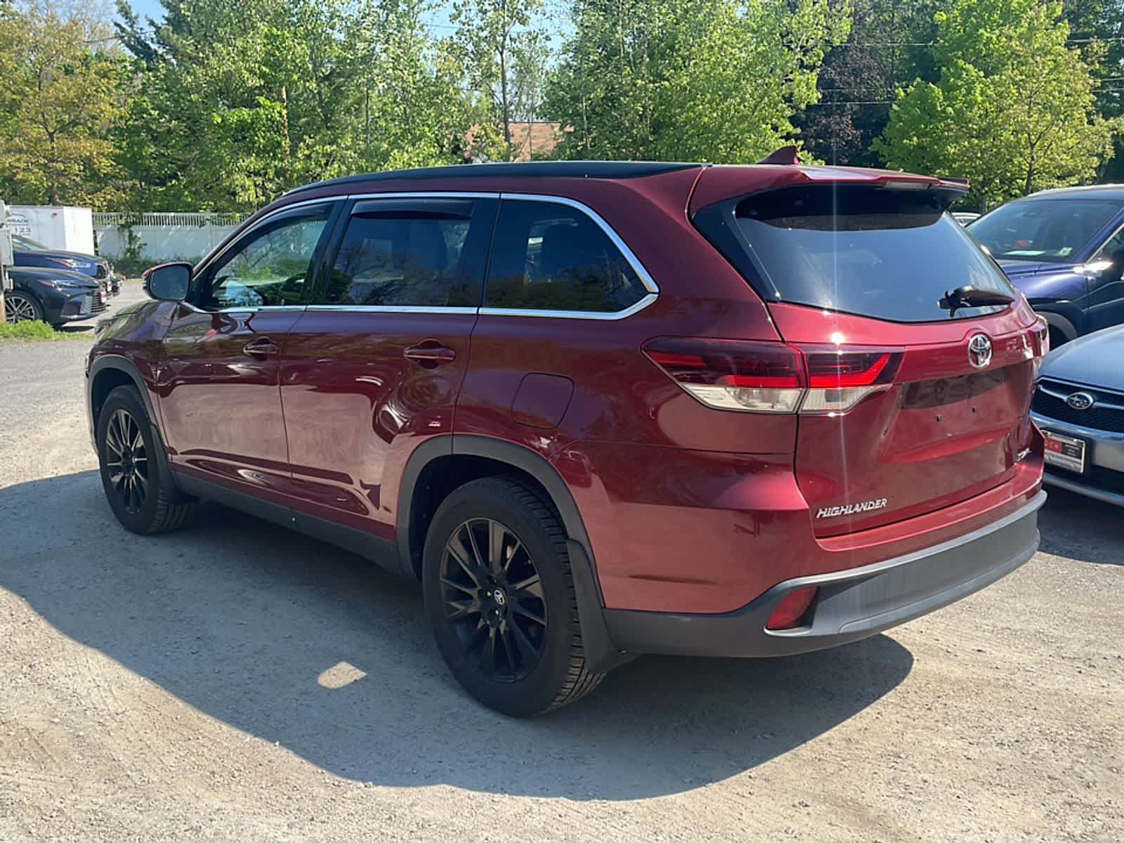 Thumbnail: 2019 Toyota Highlander - 6