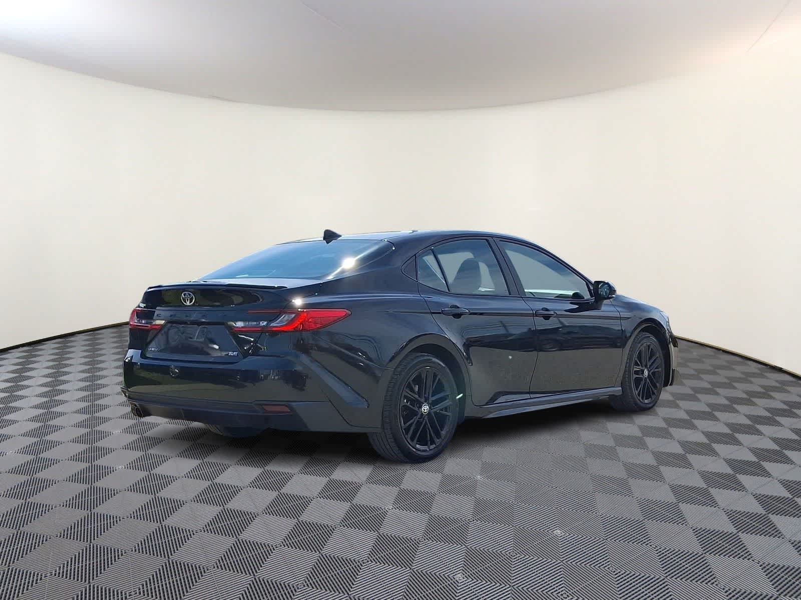 Thumbnail: 2025 Toyota Camry - 6