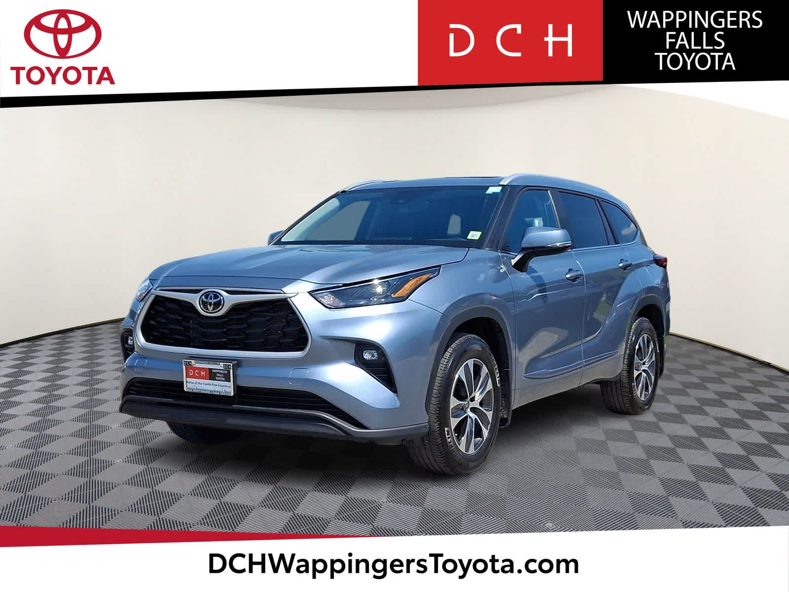 Thumbnail: 2023 Toyota Highlander - 1