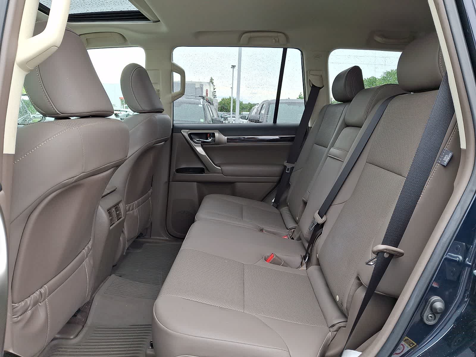 Thumbnail: 2019 Lexus GX - 11