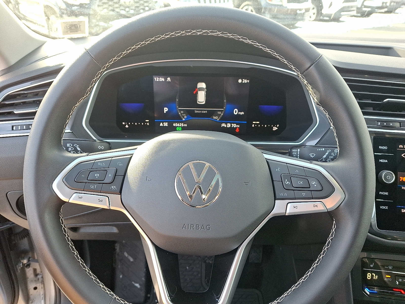 Thumbnail: 2022 Volkswagen Tiguan - 21