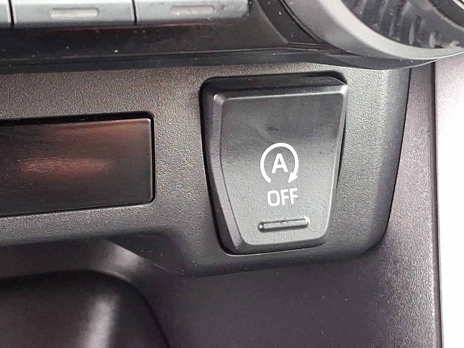 Thumbnail: 2023 Toyota RAV4 - 26