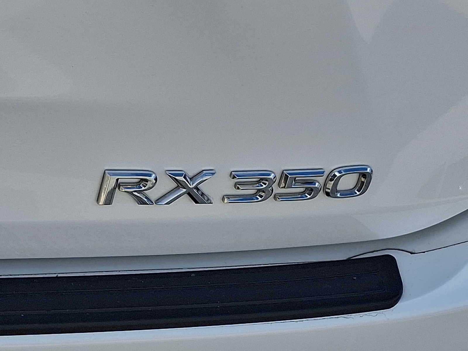 Thumbnail: 2022 Lexus RX - 31