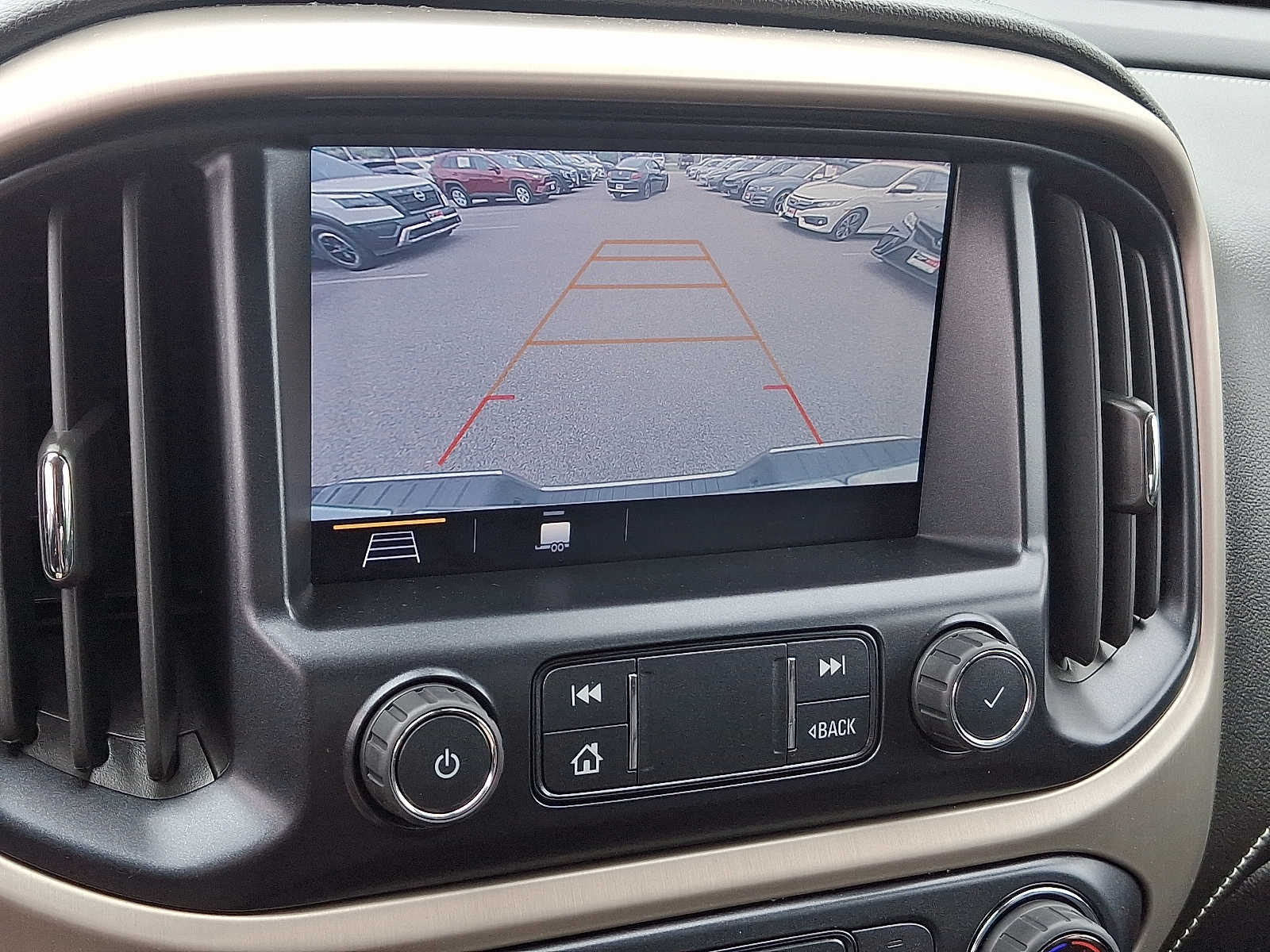 Thumbnail: 2020 GMC Canyon - 19
