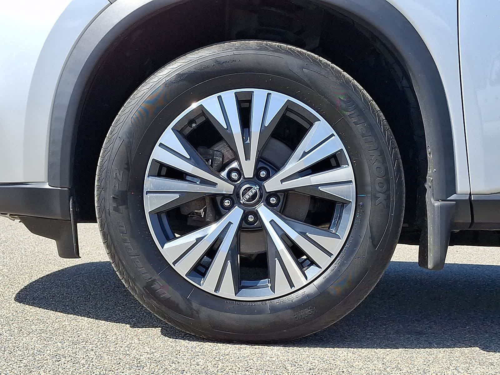 Thumbnail: 2022 Nissan Rogue - 9