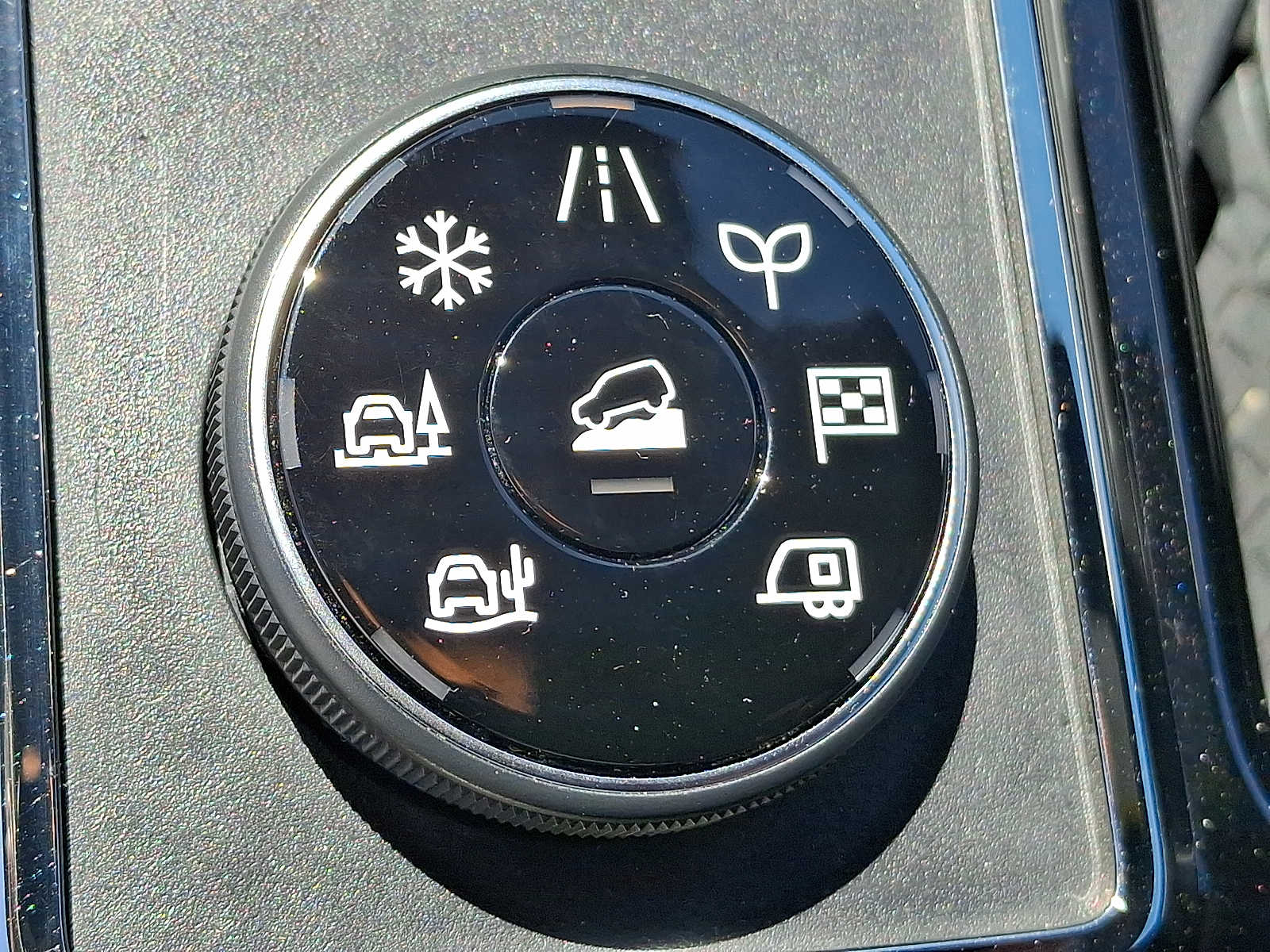 2024 Nissan Pathfinder Rock Creek 25