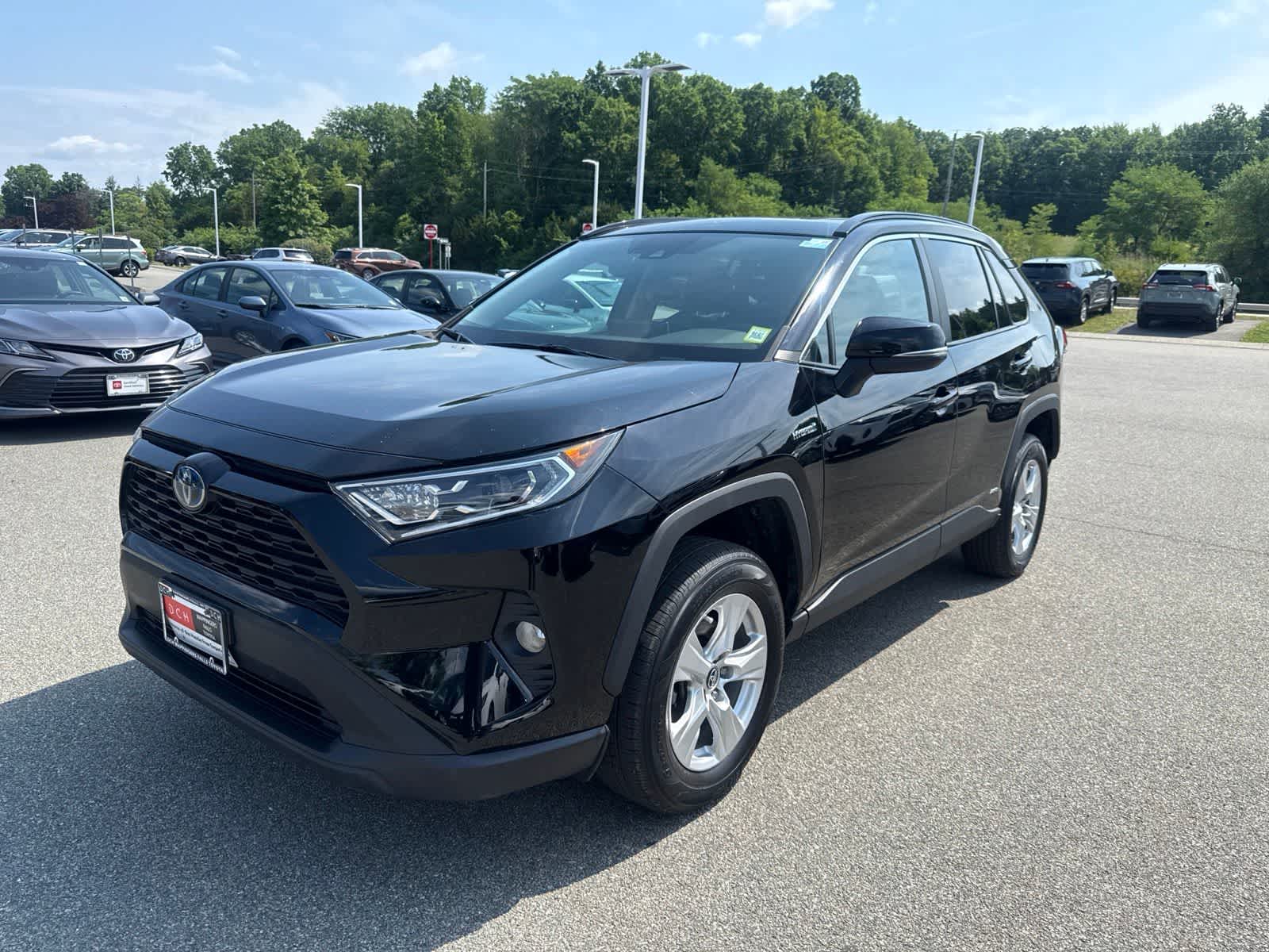 Thumbnail: 2019 Toyota RAV4 - 1