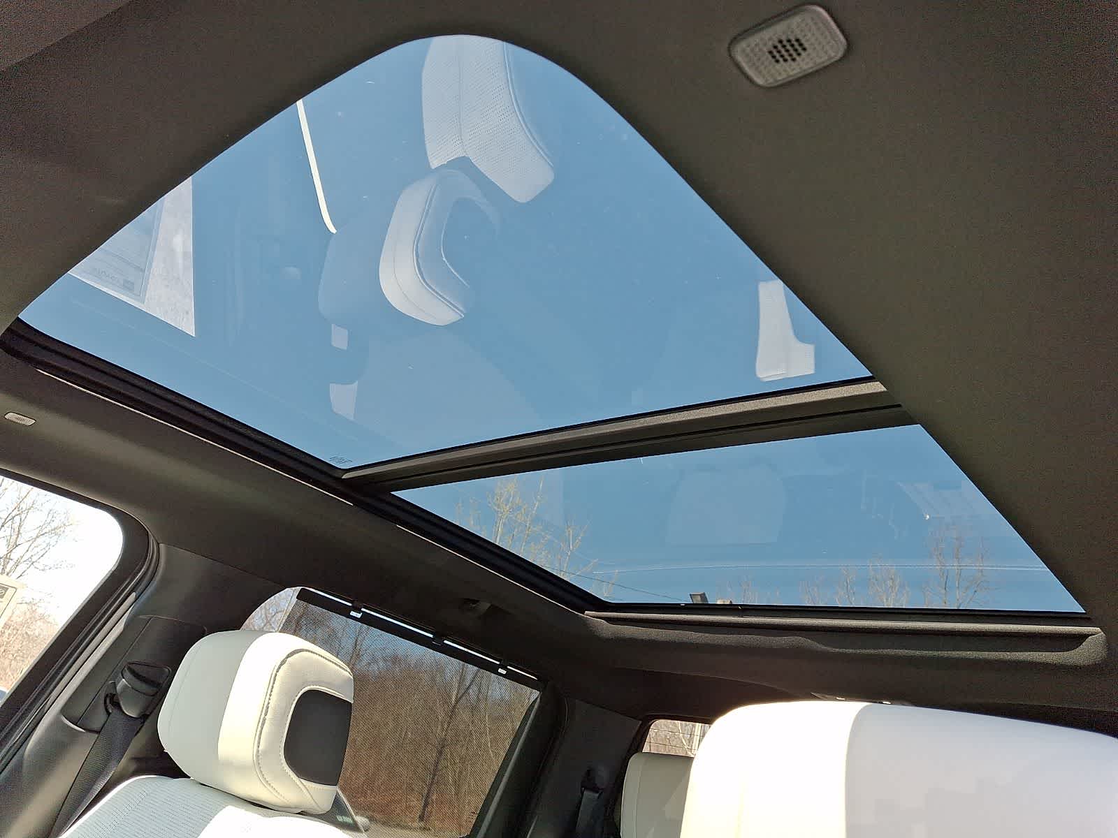 Thumbnail: 2025 Toyota Tundra - 13