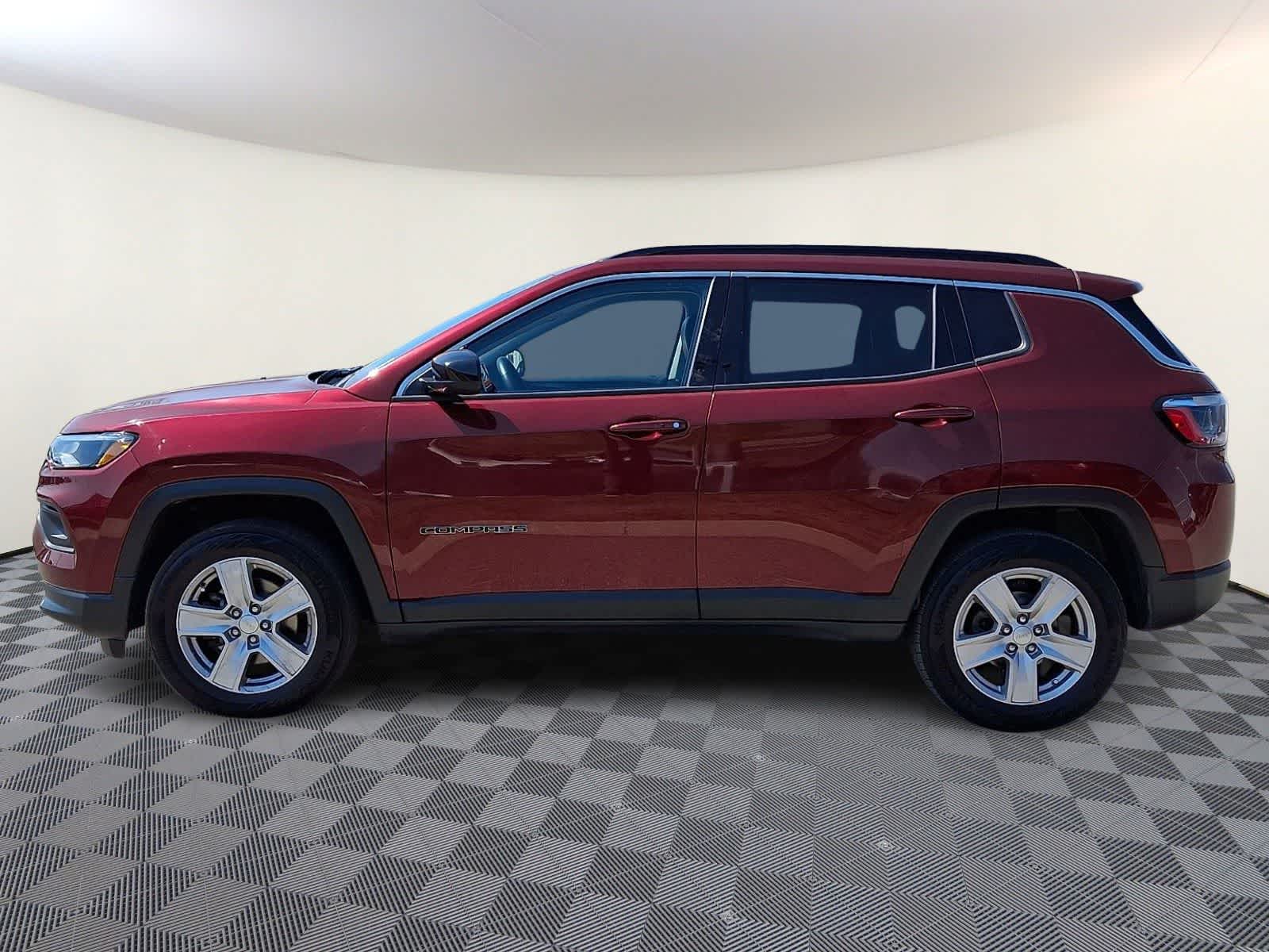 Thumbnail: 2022 Jeep Compass - 8