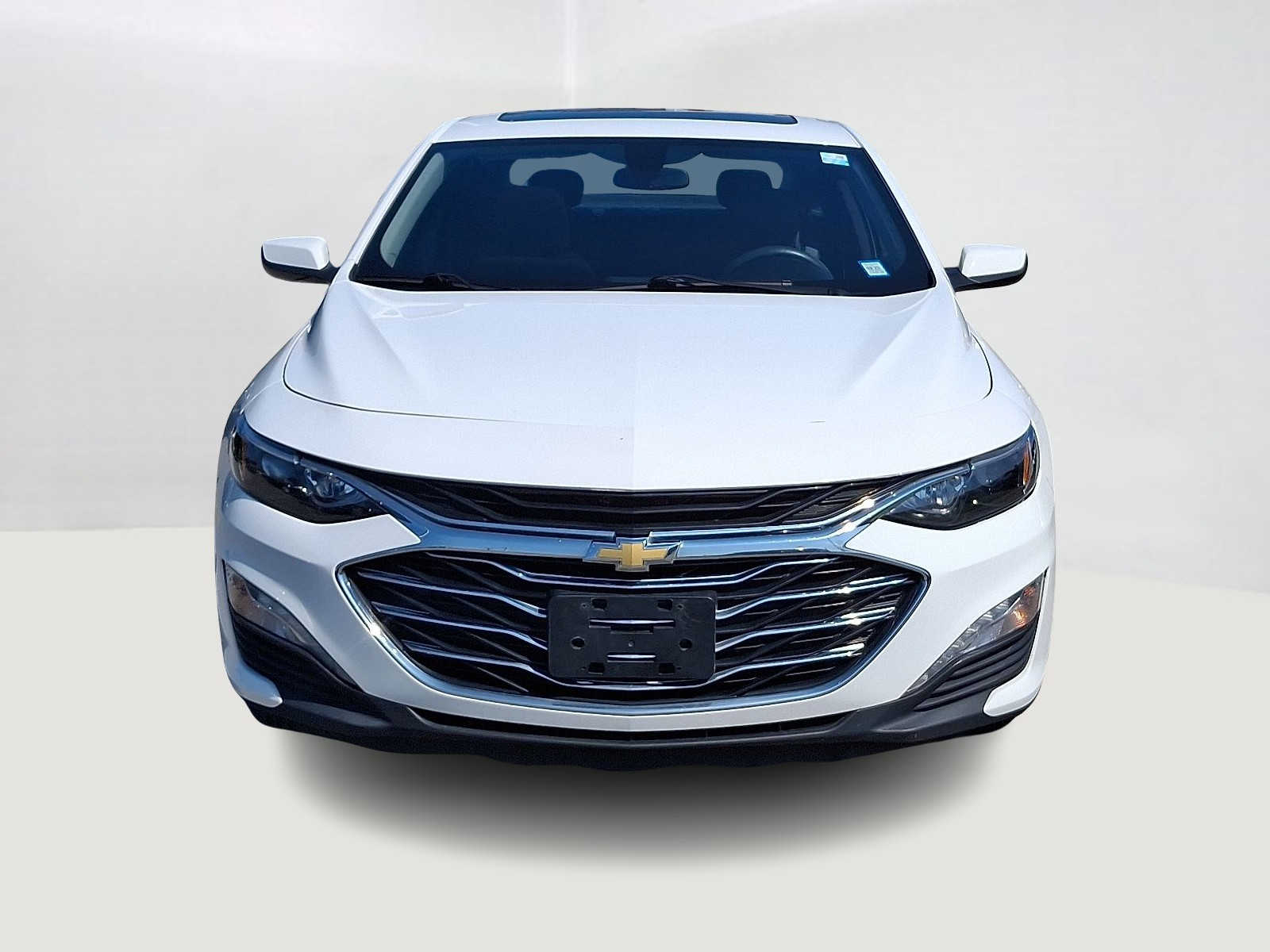 Thumbnail: 2021 Chevrolet Malibu - 3