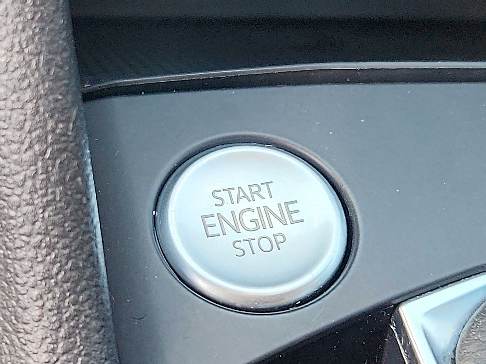 Thumbnail: 2022 Volkswagen Taos - 24