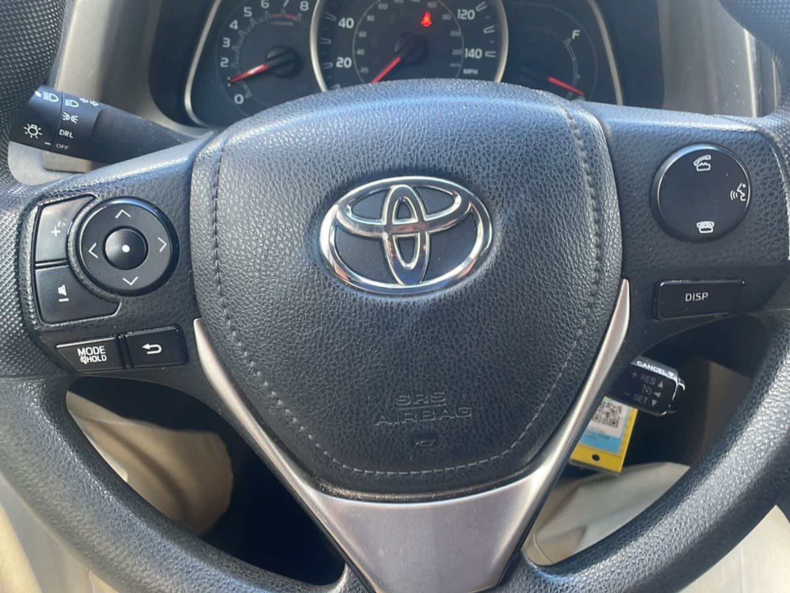 Thumbnail: 2014 Toyota RAV4 - 11