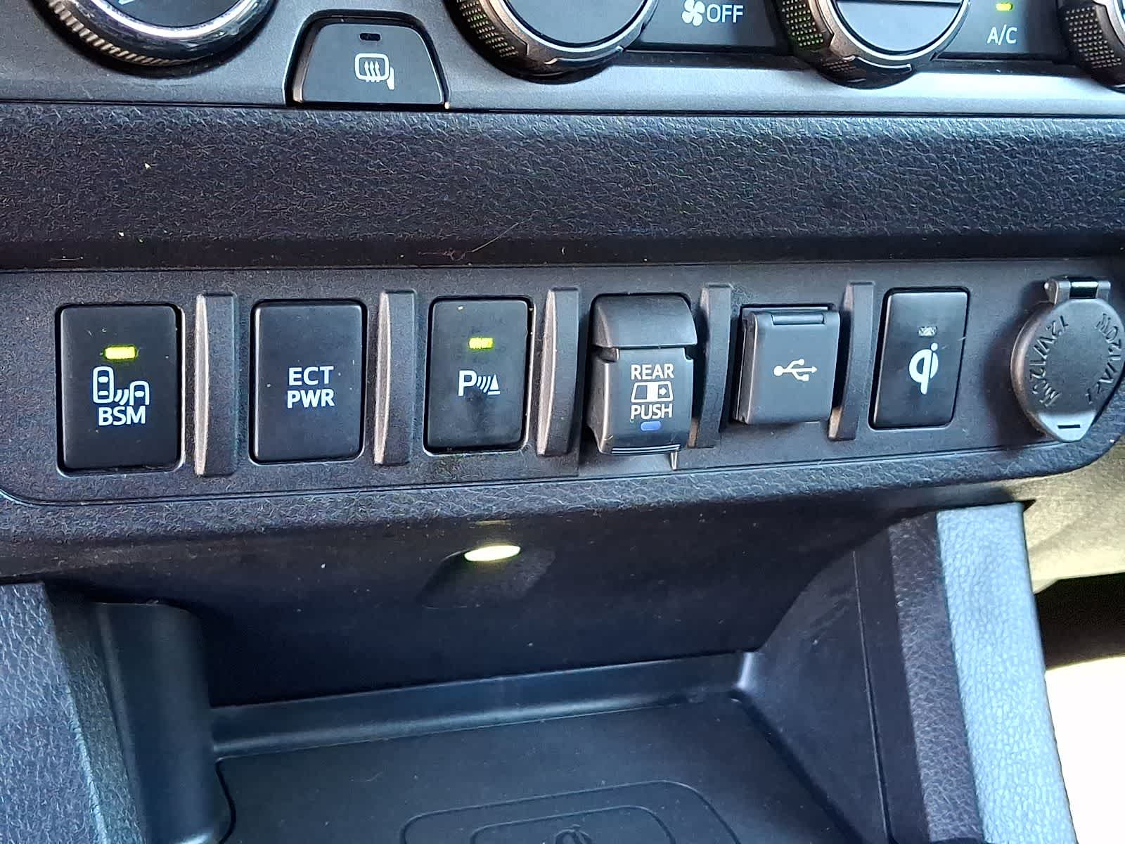 Thumbnail: 2021 Toyota Tacoma - 28