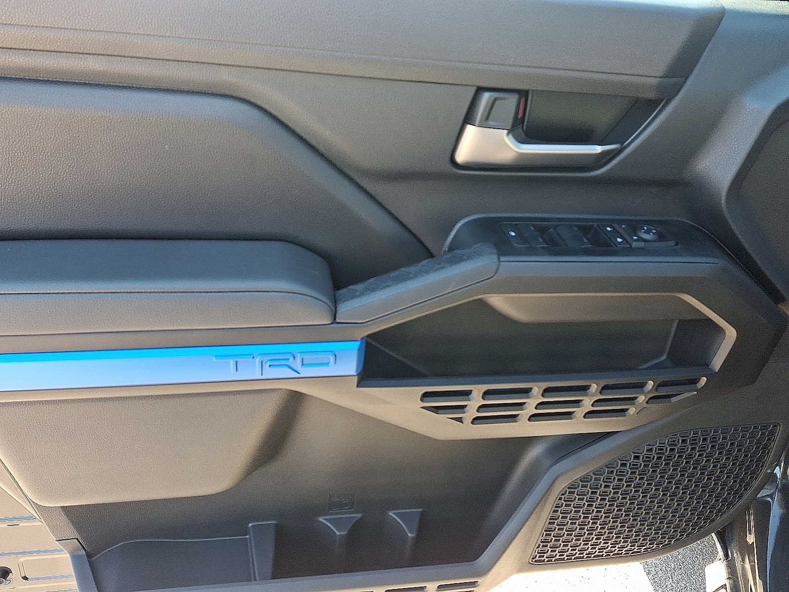 Thumbnail: 2026 Toyota Tacoma - 11