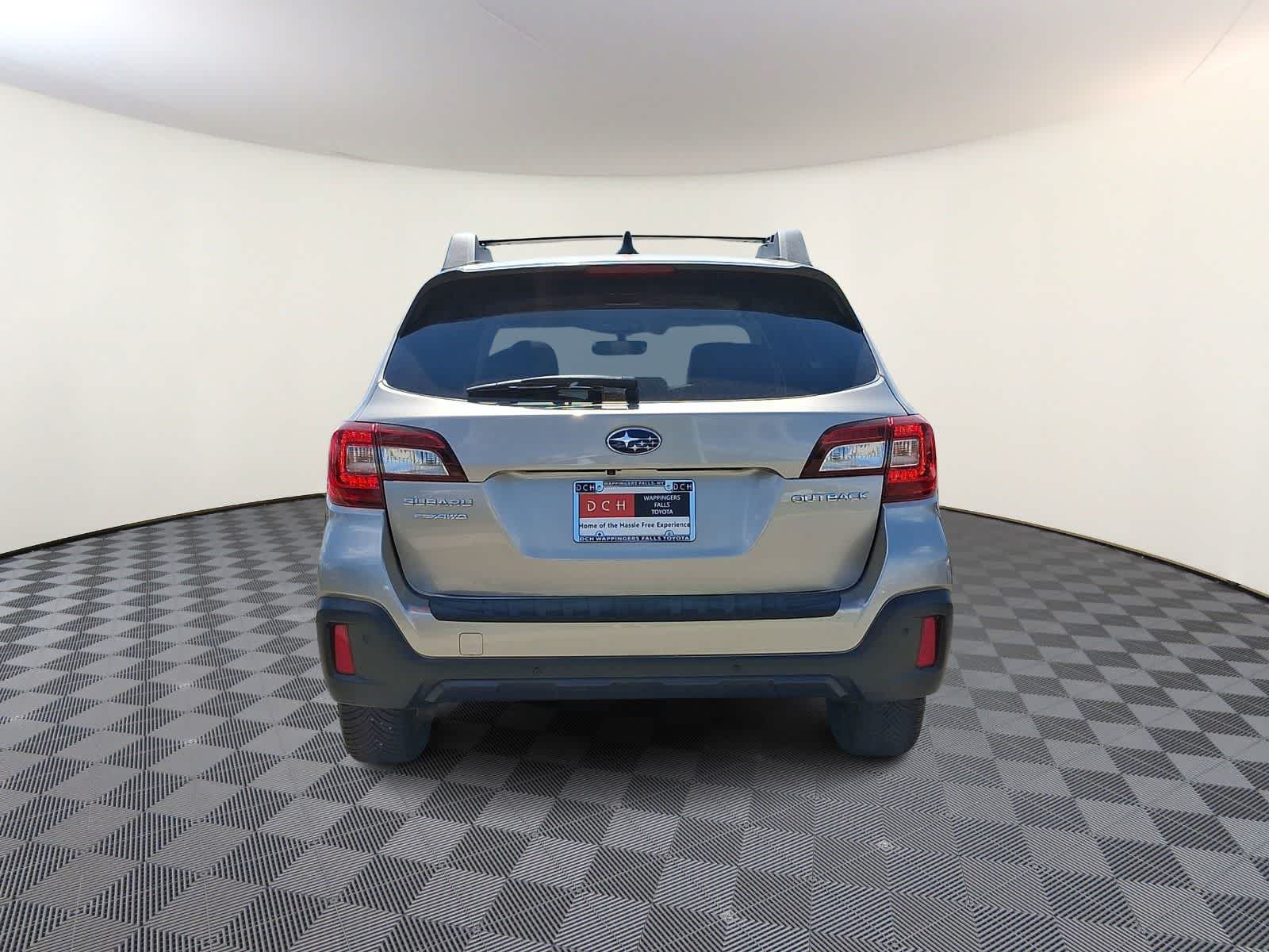 Thumbnail: 2018 Subaru Outback - 6