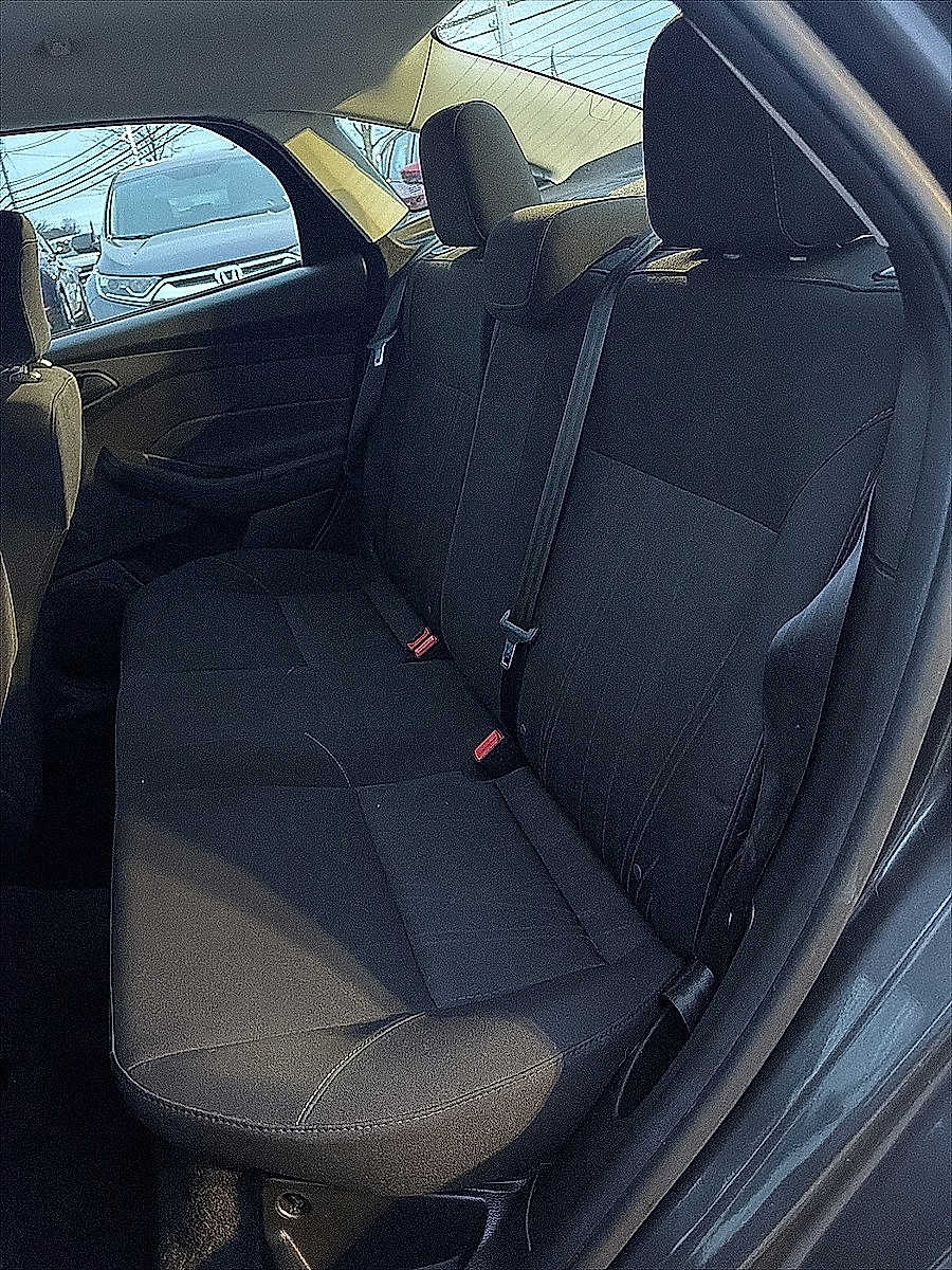 Thumbnail: 2018 Ford Focus - 14