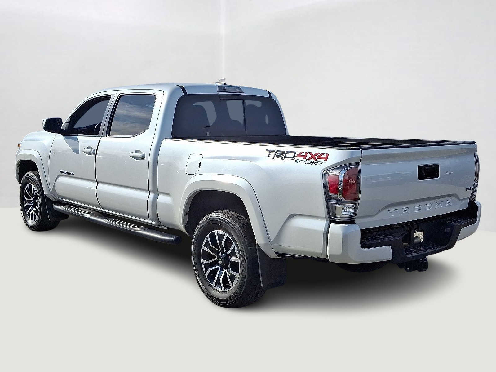 Thumbnail: 2022 Toyota Tacoma - 9