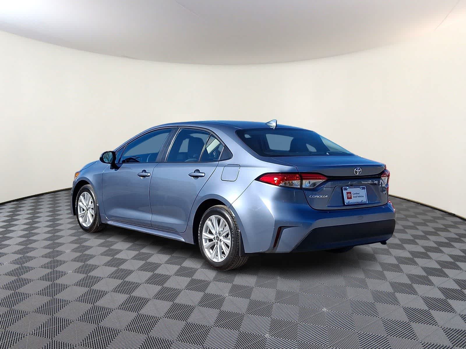 Thumbnail: 2025 Toyota Corolla - 9