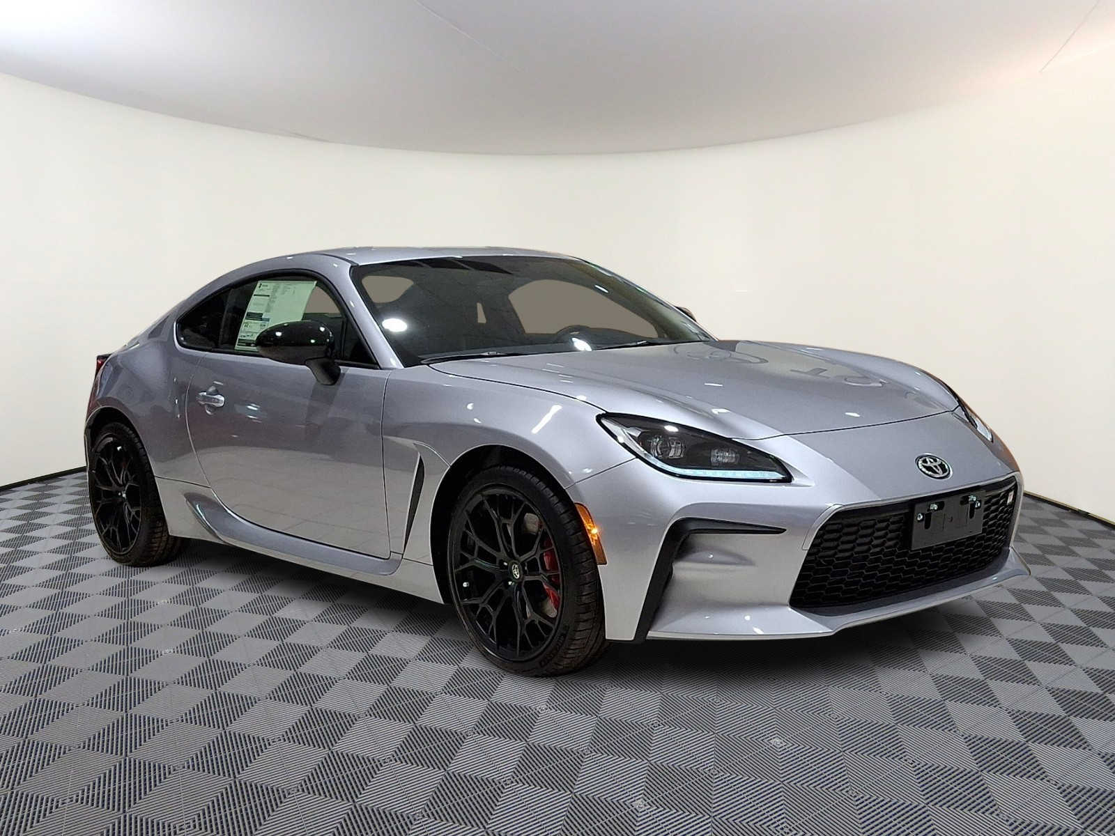 Thumbnail: 2025 Toyota GR86 - 3