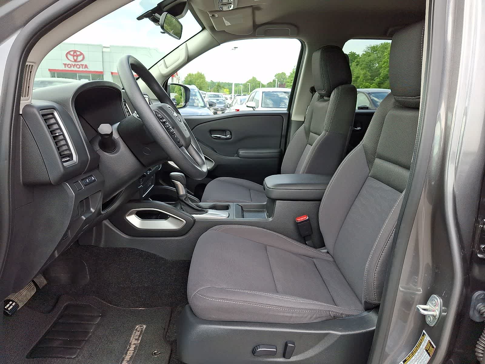Thumbnail: 2024 Nissan Frontier - 15