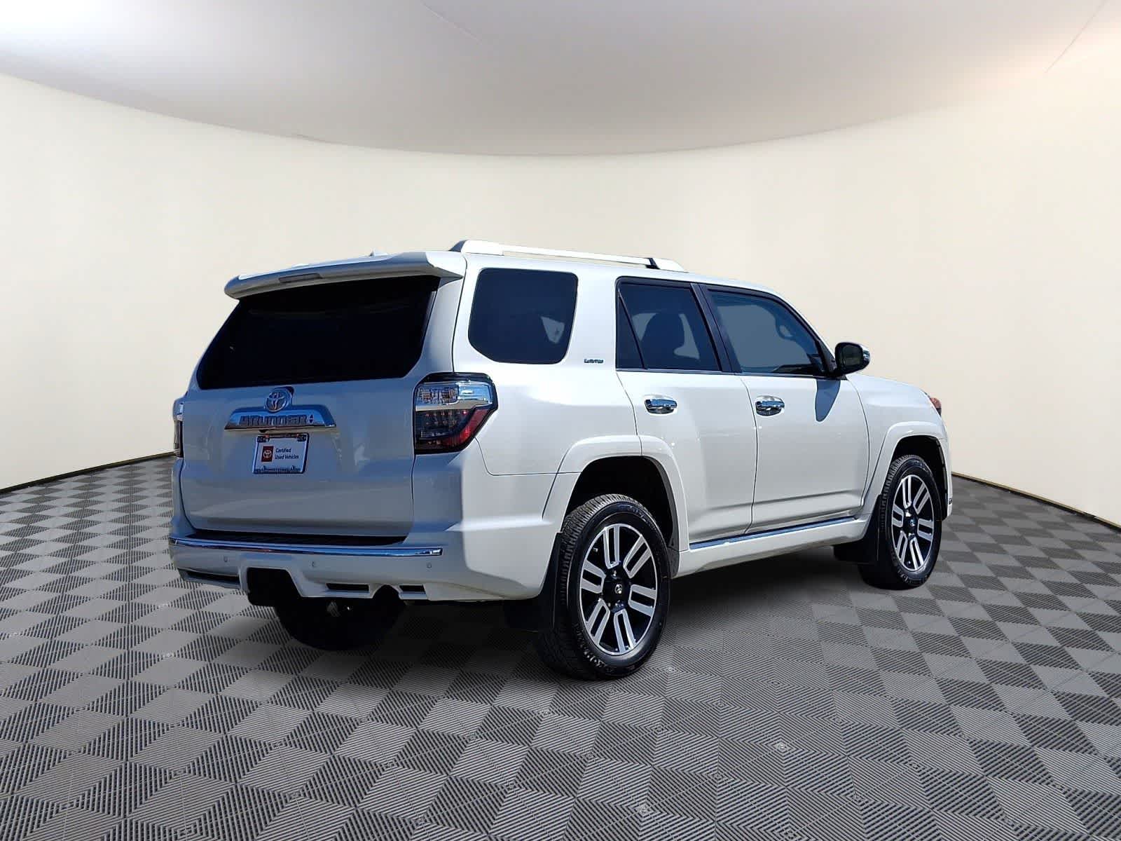 Thumbnail: 2023 Toyota 4Runner - 6
