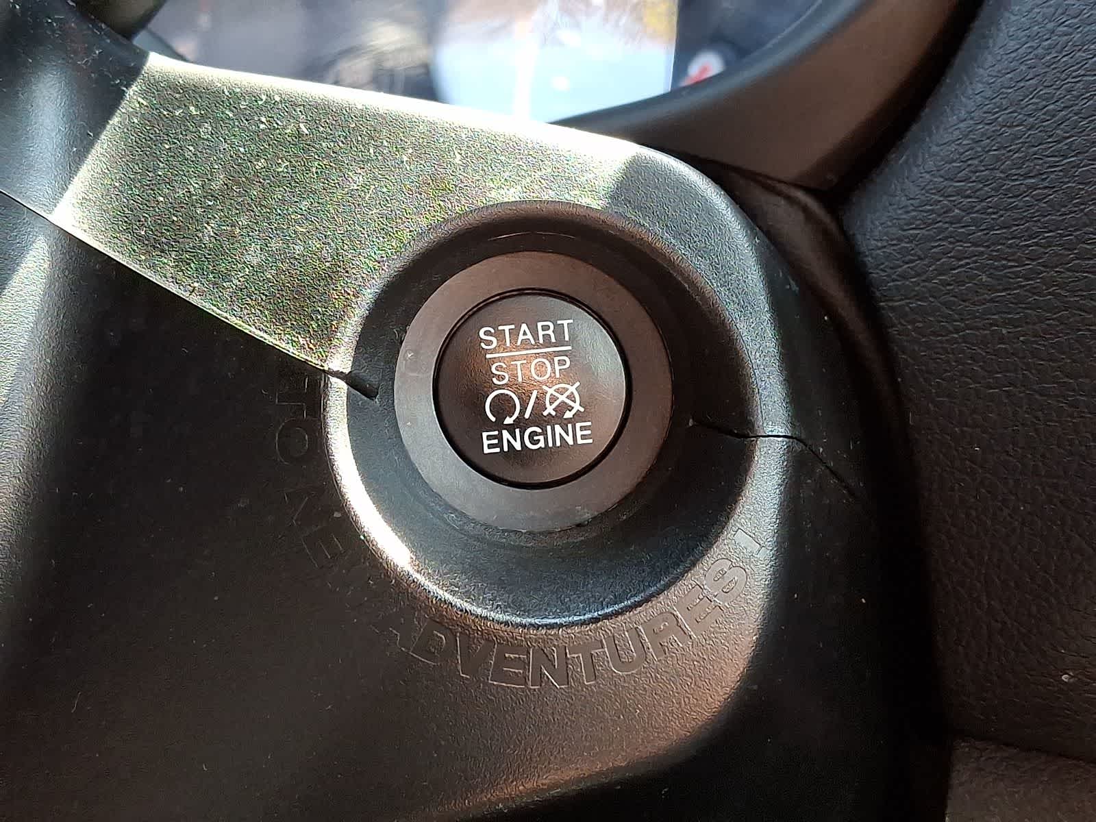 Thumbnail: 2022 Jeep Renegade - 25