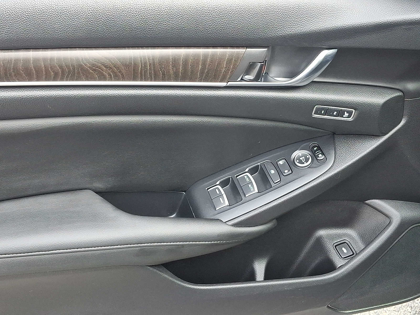 Thumbnail: 2020 Honda Accord - 11