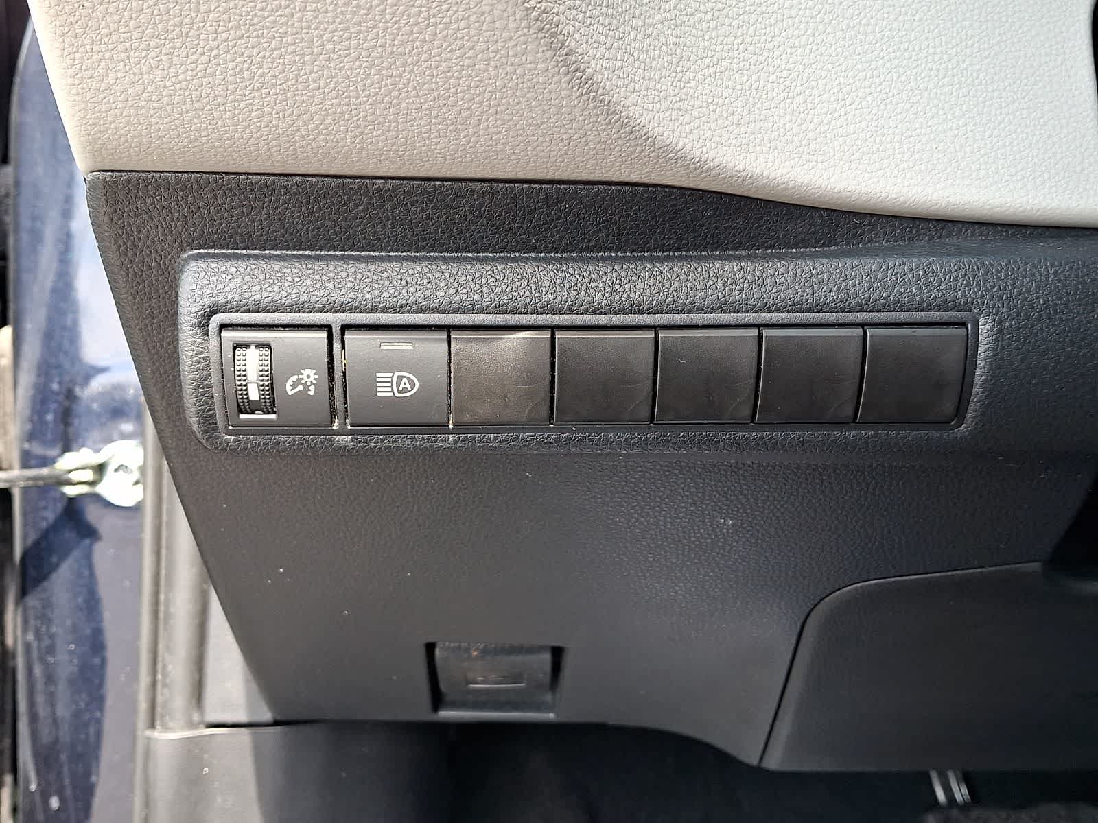 Thumbnail: 2024 Toyota Corolla - 29