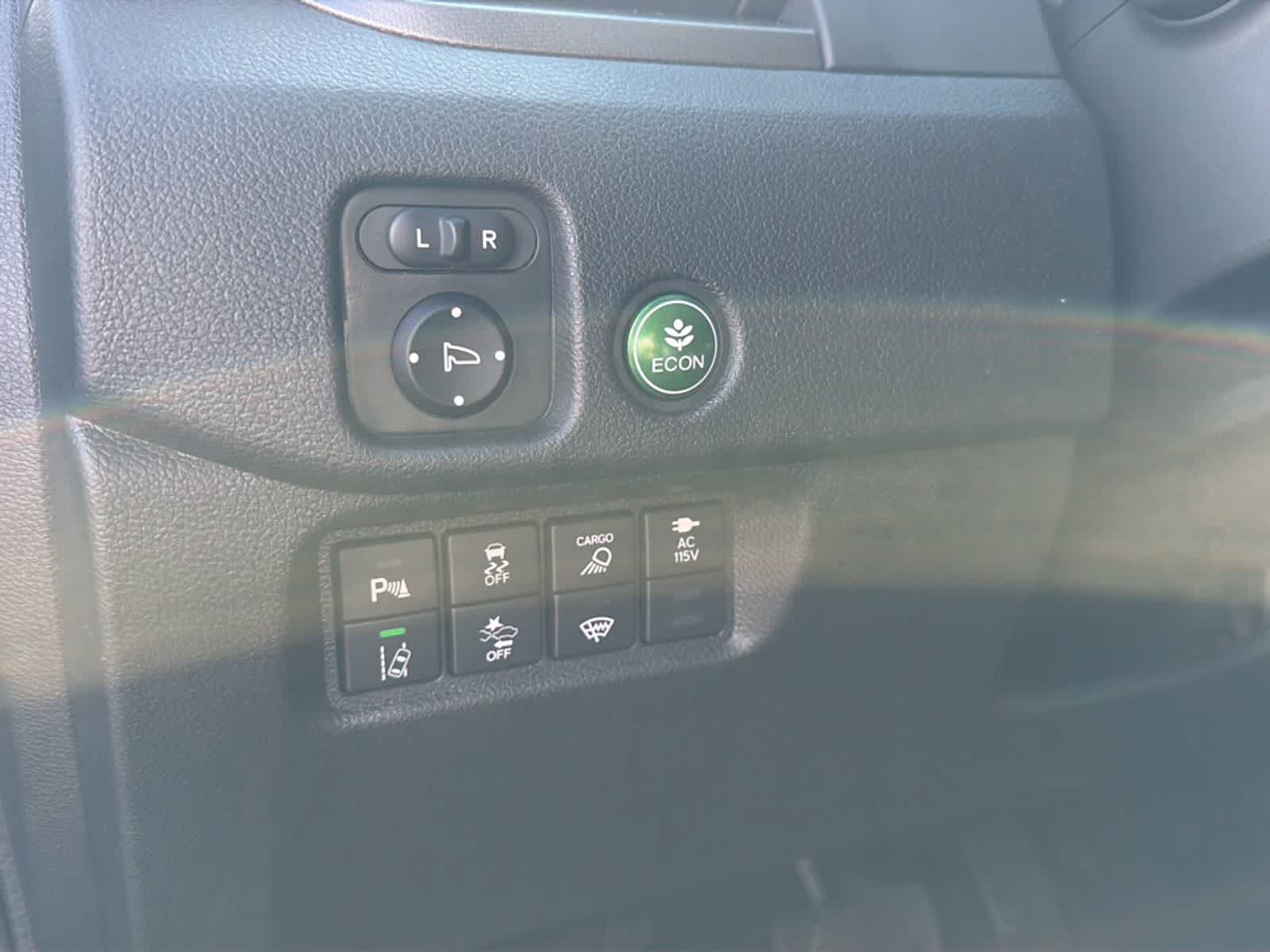 Thumbnail: 2023 Honda Ridgeline - 9