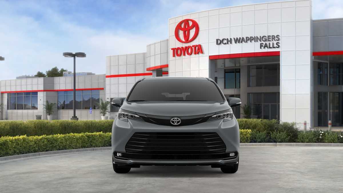 Thumbnail: 2026 Toyota Sienna - 27