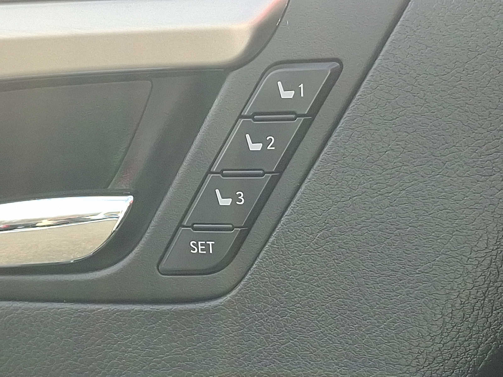 Thumbnail: 2019 Lexus RX - 26