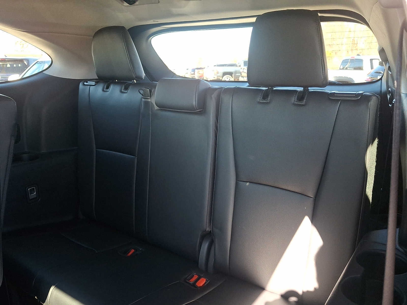 Thumbnail: 2024 Toyota Highlander - 14