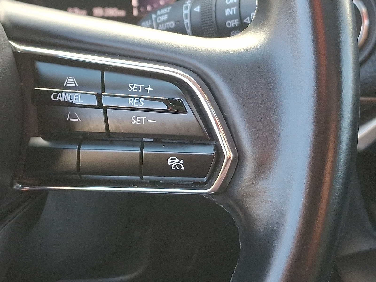 Thumbnail: 2024 Mazda CX-90 - 25