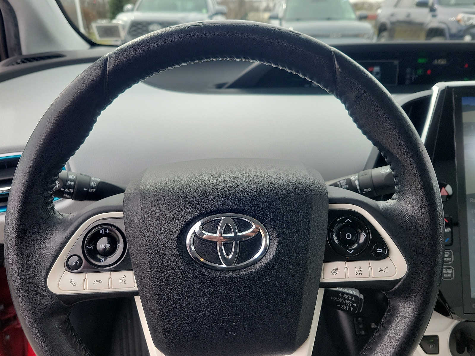 Thumbnail: 2018 Toyota Prius Prime - 21