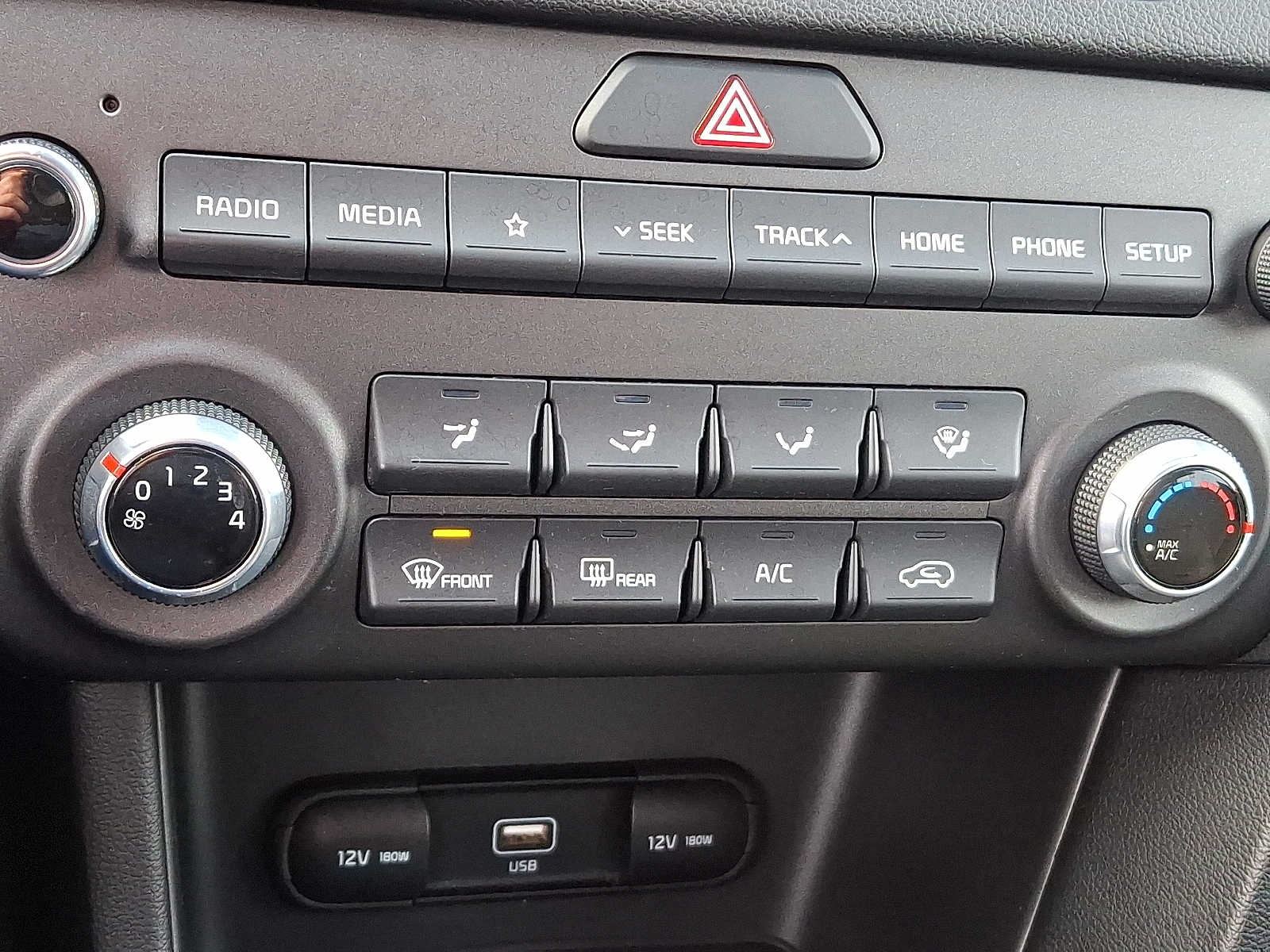 Thumbnail: 2021 Kia Sportage - 15