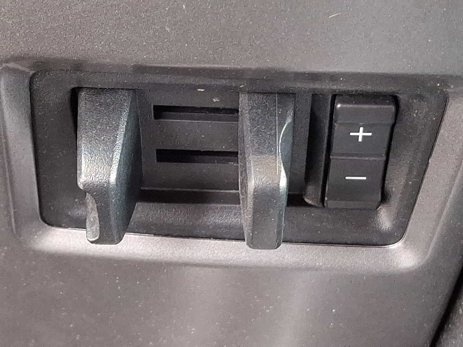 Thumbnail: 2019 Ford F-350 - 24