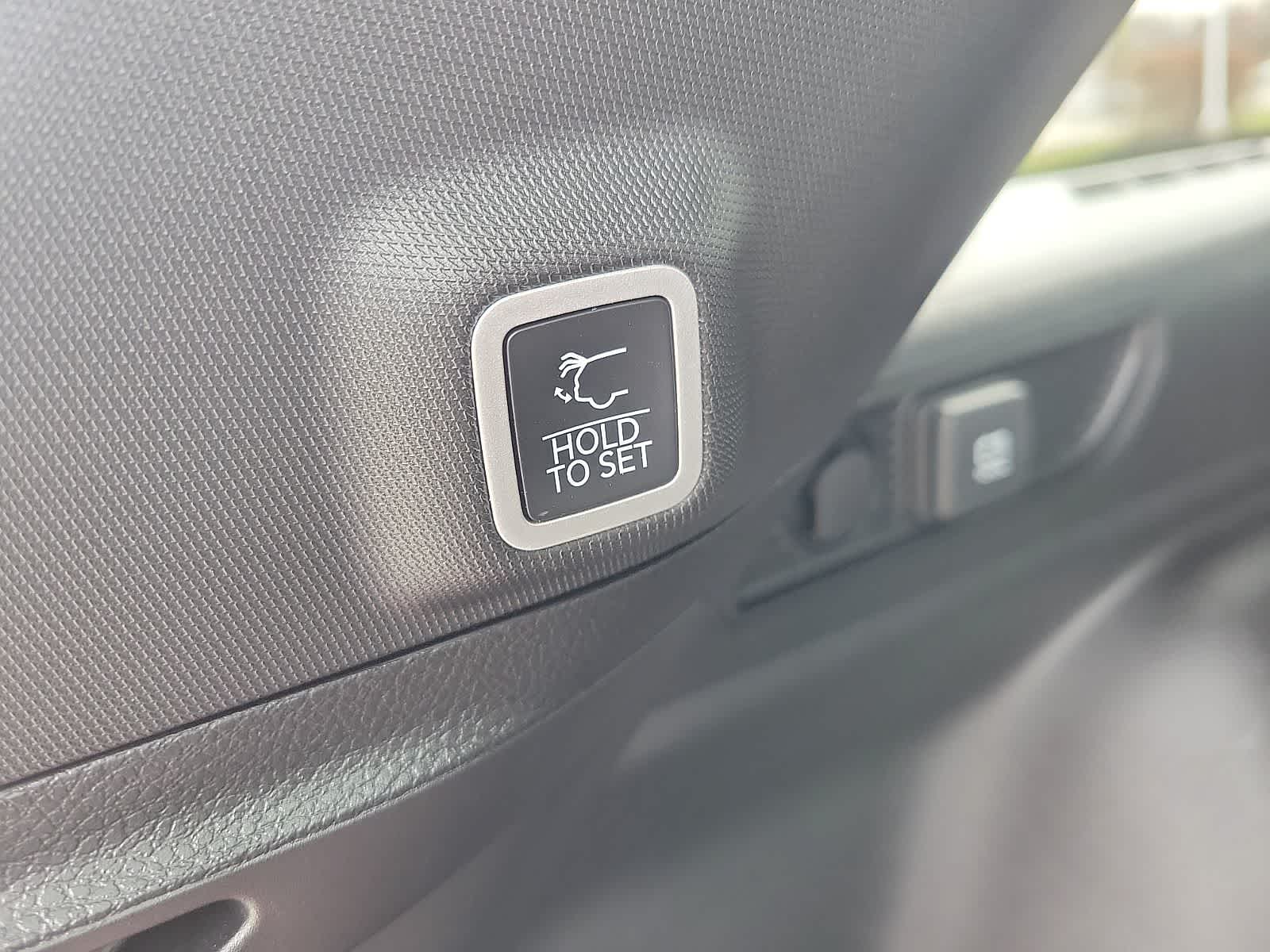 Thumbnail: 2025 Jeep Grand Cherokee - 30