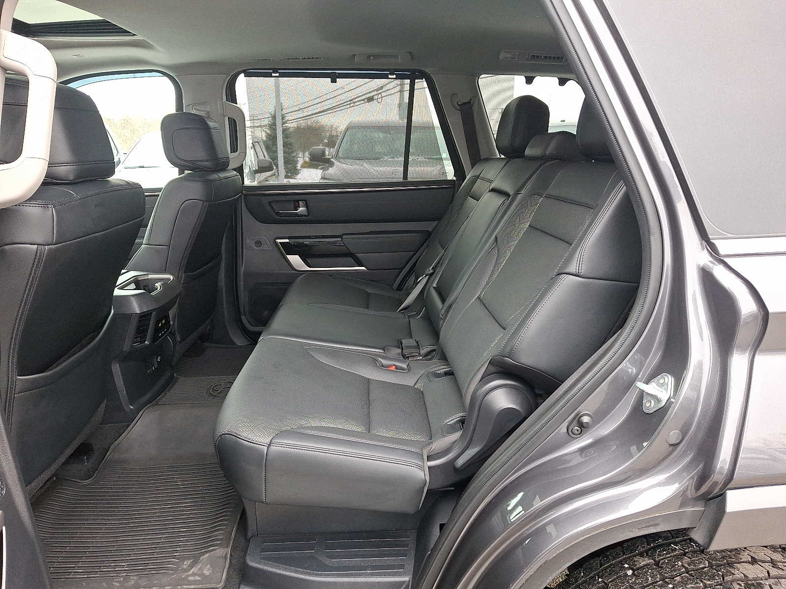 Thumbnail: 2023 Toyota Sequoia - 13