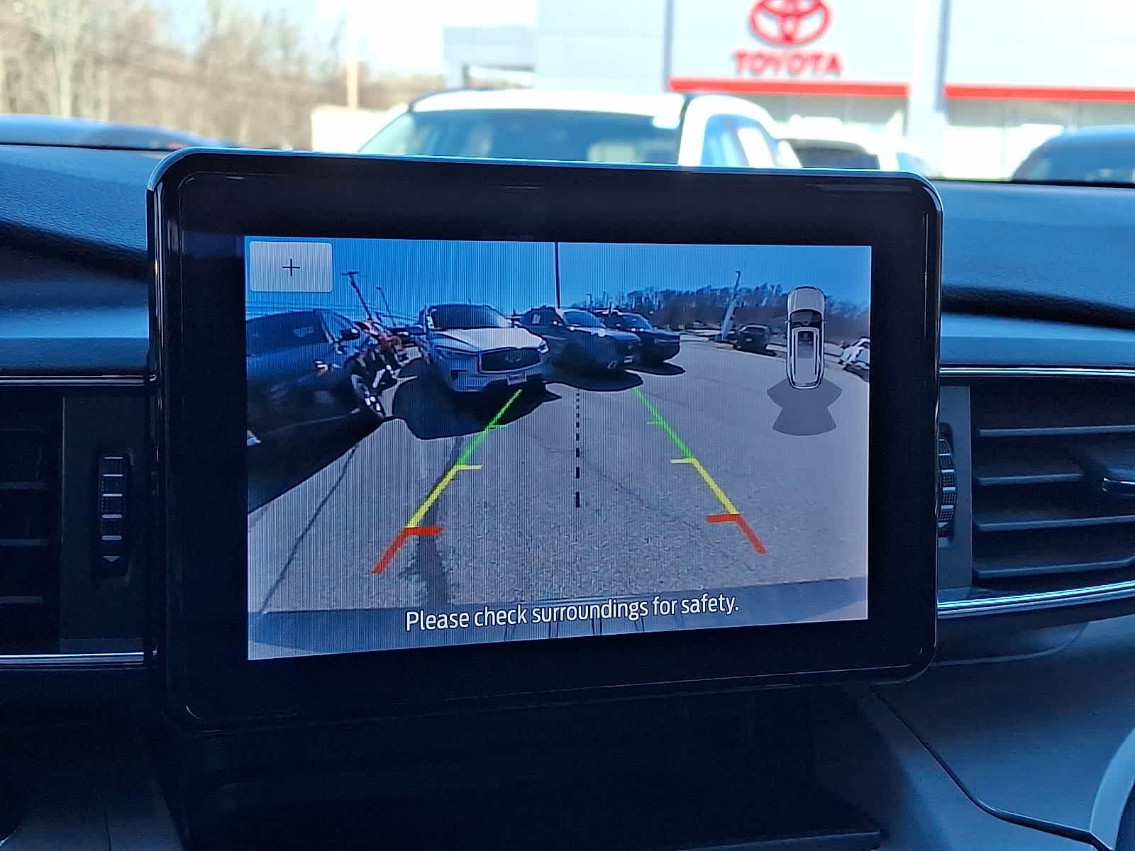 Thumbnail: 2023 Ford Explorer - 21