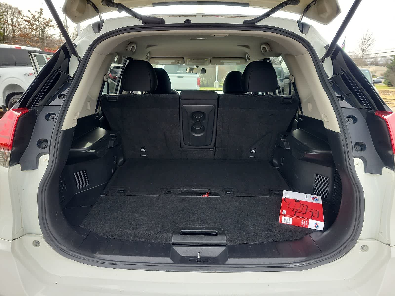 Thumbnail: 2017 Nissan Rogue - 29