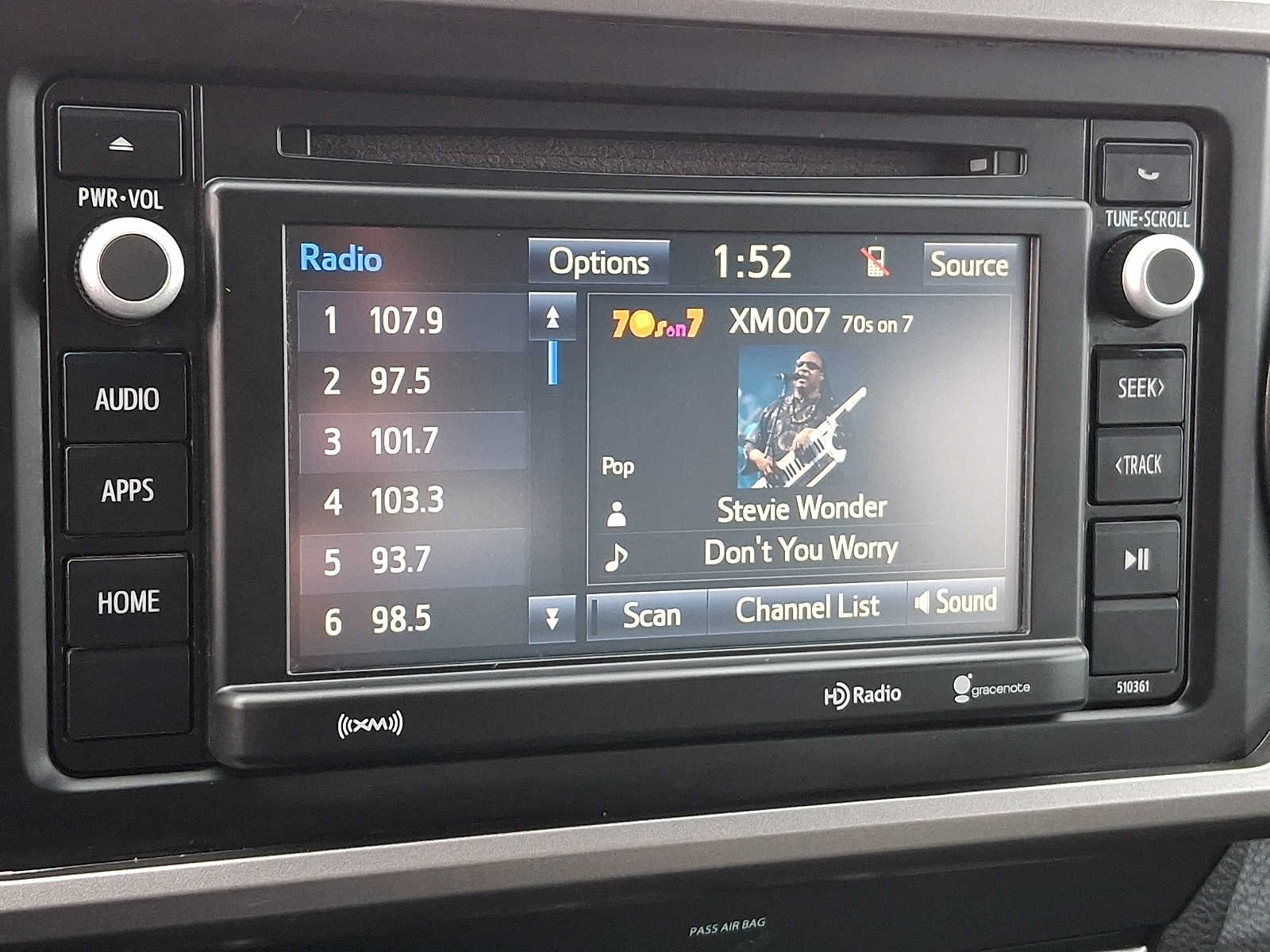 Thumbnail: 2019 Toyota Tacoma - 19