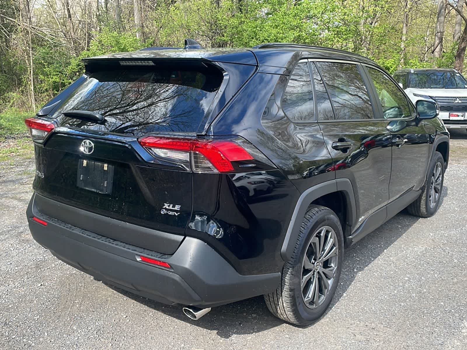 Thumbnail: 2025 Toyota RAV4 - 10