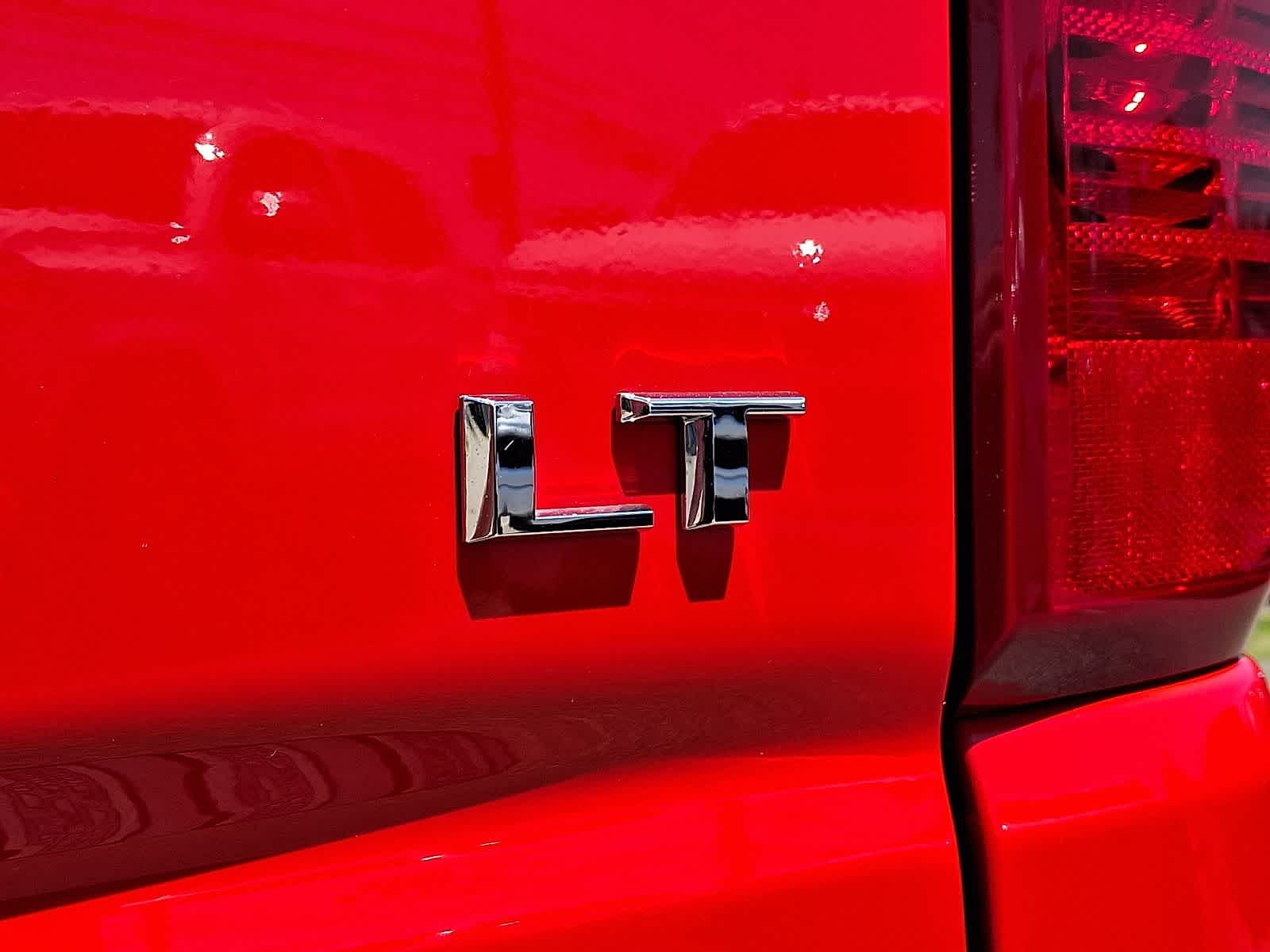 Thumbnail: 2023 Chevrolet Silverado 1500 - 30