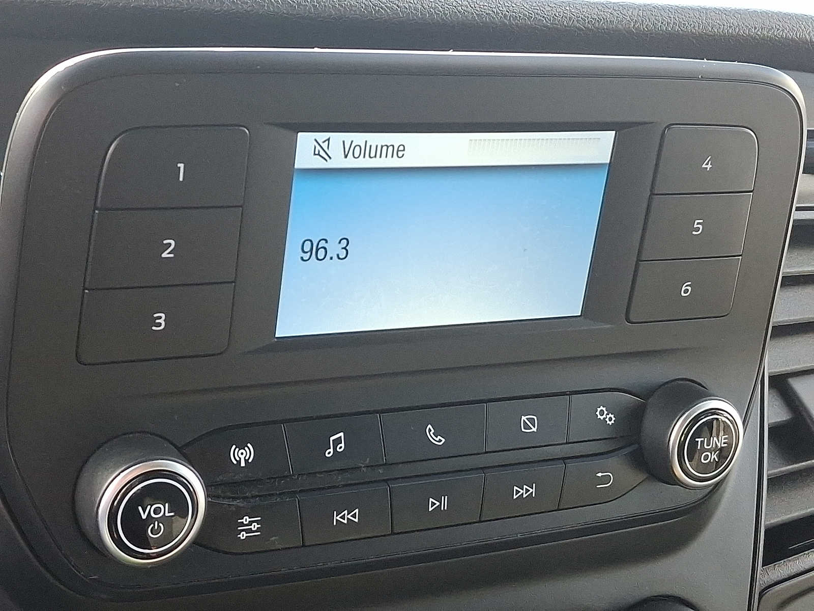 Thumbnail: 2023 Ford Transit Series - 16